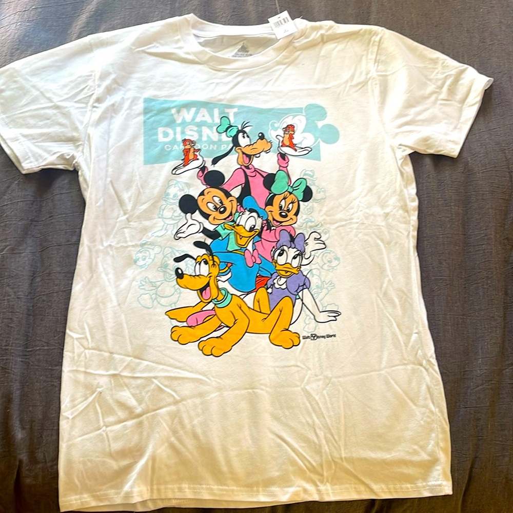 Walt Disney World T-shirt ￼